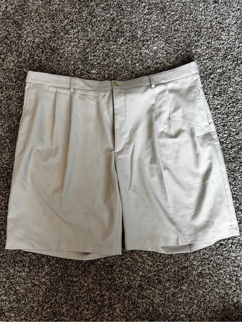 PGA Classic Pleated Shorts - Light Beige